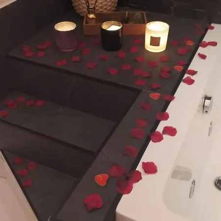 Elegante Open Space Con Vasca Idromassaggio A Trastevere Апартаменты *