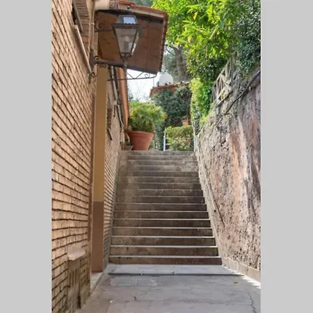 Elegante Open Space Con Vasca Idromassaggio A Trastevere * Rome